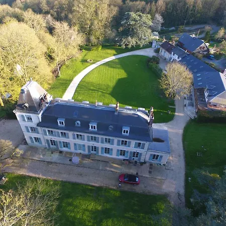 Chateau D'amecourt * Amécourt