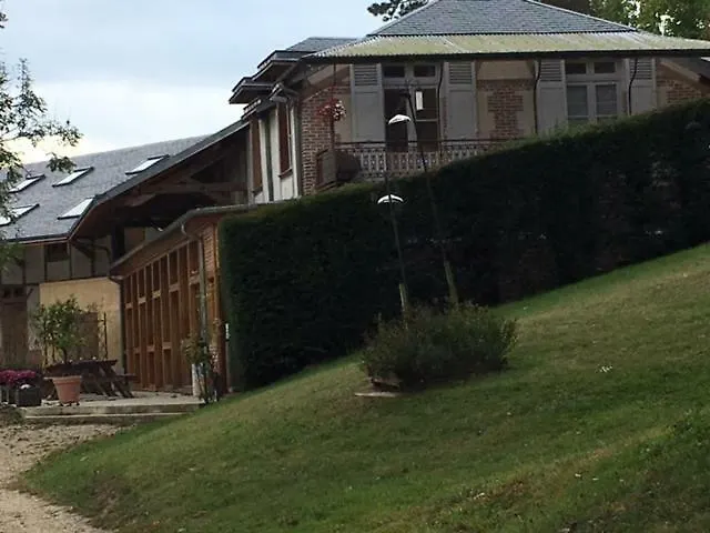 Couette-café Château D'amécourt Amécourt